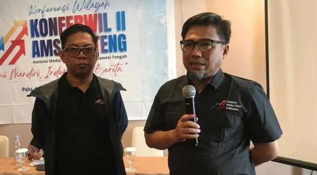 Peserta Konferwil II AMSI Sulawesi Tengah berfoto bersama usai penetapan kepengurusan periode 2026–2030 di Palu. Dok. AMSI Sulteng 