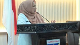 Wakil Gubernur Sulawesi Tengah menyampaikan arahan saat memimpin High Level Meeting TPID–TP2DD terkait pengendalian inflasi menjelang Ramadan 2026 di Palu. Foto: Pemprov Sulteng 