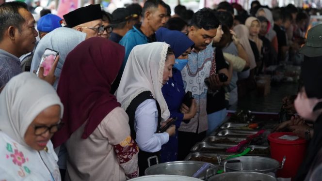 
 Pasar Kuliner Ramadan 2026 Resmi Dibuka di Palu, 192 UMKM Ambil Bagian. Foto: Jufri/Pemkot Palu