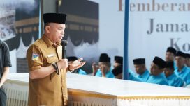 Hadianto Rasyid Pimpin Pelepasan 536 Jemaah Haji Palu. Foto: Dok. Diskominfo Kota Palu