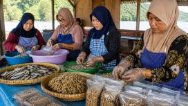 Ilustrasi Kelompok Perempuan Pesisir Dilatih Mengolah Hasil Perikanan. Foto: PPID/AI
