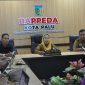 Wakil Wali Kota Palu Imelda Liliana Muhidin memimpin rapat persiapan Program Kota Sehat di Bappeda Kota Palu.